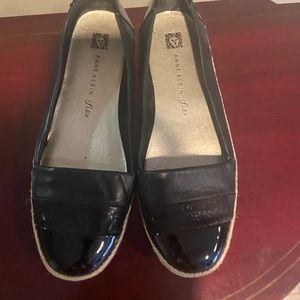 Anne Klein iflex flats